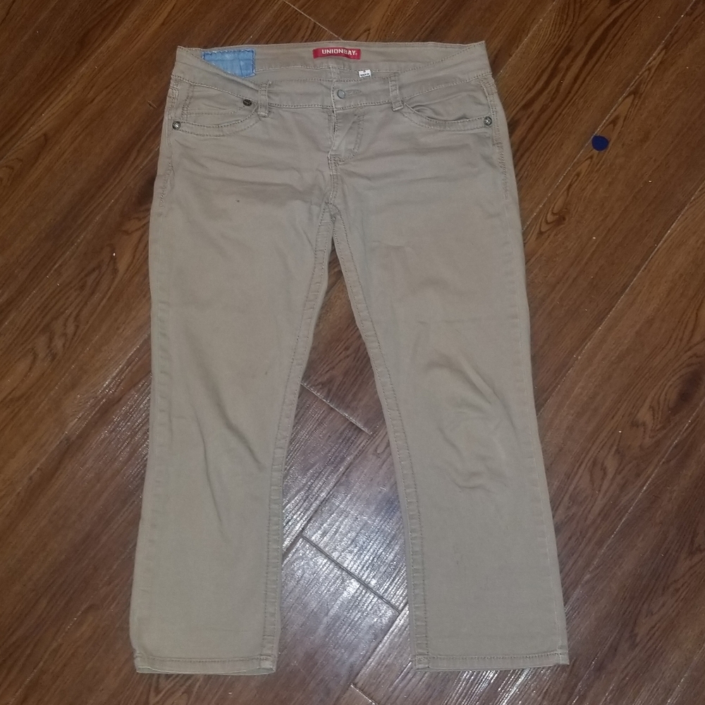 Capri Pants